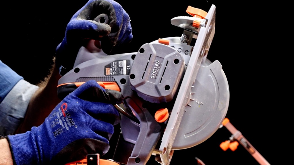 20V_max Brushless Circular saw (Bare Tool)